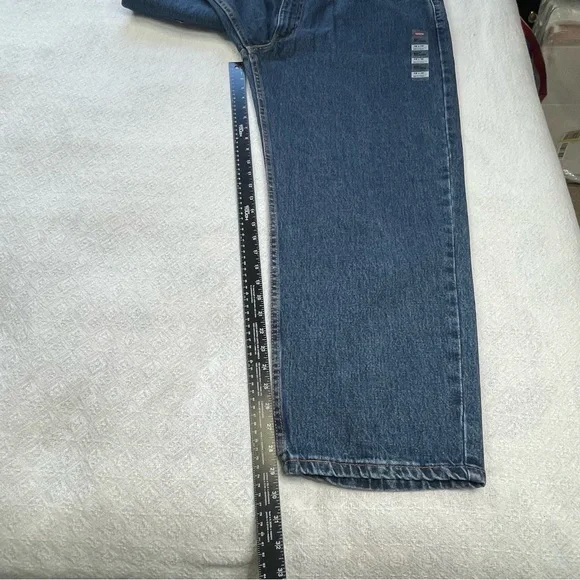 Levi's Relaxed Fit Blue Jeans for Men
Size 48X30 ~ NWT - Picture 9 of 12